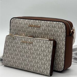 Michael Kors Large EW Crossbody Bag & Large Double Zip Wallet Vanilla